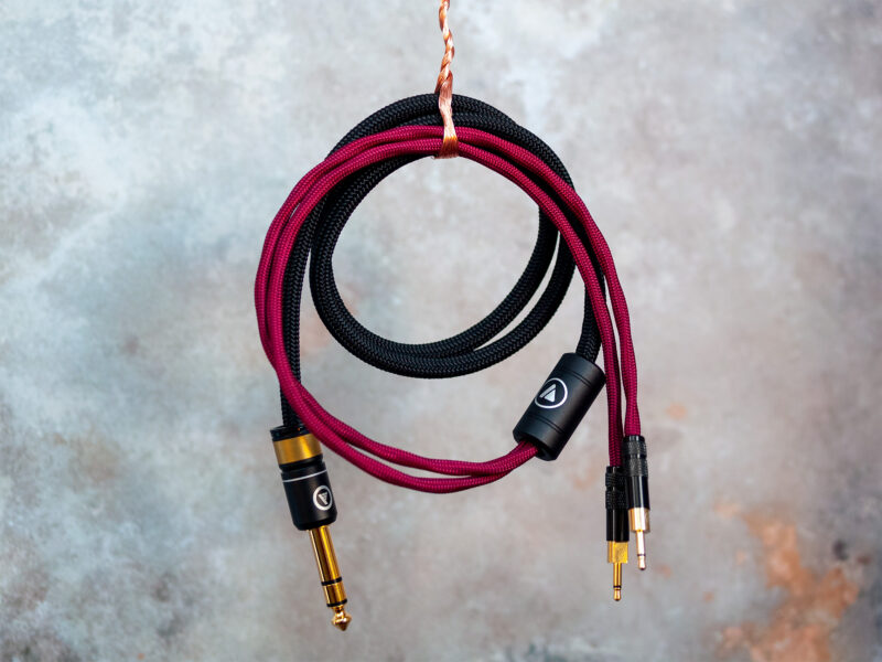 Custom HD 700 Headphone Cable, featuring gold-plated connectors and Viablue 6.3mm connectors